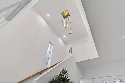 4140 Burgen Avenue, Saint Louis, MO 63116 - Photo 12