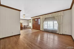 9448 Firebush Dr, Saint Louis, MO 63126 - Photo 10