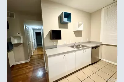 4328 McRee Avenue, Saint Louis, MO 63110 - Photo 6