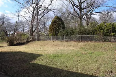 1501 Akron Drive, Saint Louis, MO 63137 - Photo 16