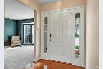 12 N Trumbull Circle #31B, Saint Charles, MO 63301 - Photo 4