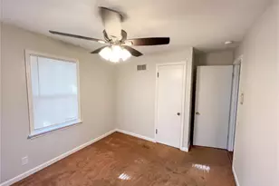 10449 Bellefontaine Rd, Saint Louis, MO 63137 - Photo 6