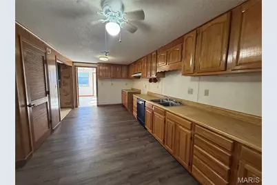718 N Sturgeon Street, Montgomery City, MO 63361 - Photo 8