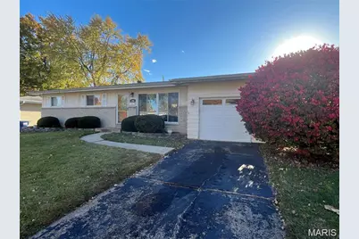 290 Francisca Drive, Florissant, MO 63031 - Photo 1