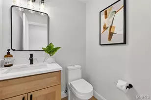 13237 Fairoyal Dr, Des Peres, MO 63131 - Photo 30