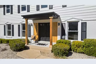 13237 Fairoyal Drive, Des Peres, MO 63131 - Photo 2