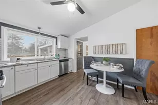 3155 Parker Rd, Saint Louis, MO 63033 - Photo 14