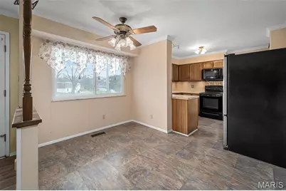 9542 General Lee Drive, Saint Louis, MO 63126 - Photo 10