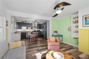 4044 Walsh St, Saint Louis, MO 63116 - Photo 6