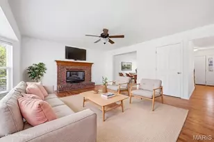 352 Beckley Pl, Saint Charles, MO 63304 - Photo 18