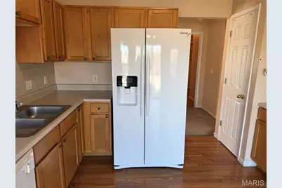 733 Pecan Hill Drive, Saint Charles, MO 63304 - Photo 16