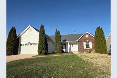 733 Pecan Hill Drive, Saint Charles, MO 63304 - Photo 2