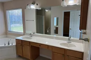 733 Pecan Hill Dr, Saint Charles, MO 63304 - Photo 24