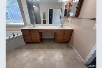 733 Pecan Hill Drive, Saint Charles, MO 63304 - Photo 28