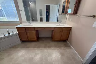 733 Pecan Hill Dr, Saint Charles, MO 63304 - Photo 28