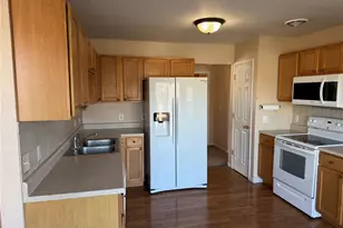 733 Pecan Hill Dr, Saint Charles, MO 63304 - Photo 14