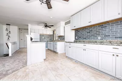 705 Russett Terrace, Lake Saint Louis, MO 63367 - Photo 14