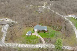 9 W Hampton Ct, Foristell, MO 63348 - Photo 6