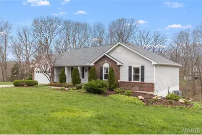 9 W Hampton Court, Foristell, MO 63348 - Photo 2