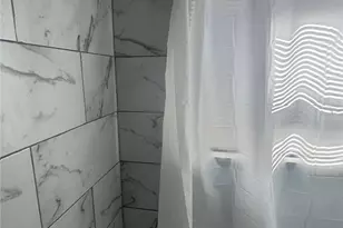 919 S Boyle Ave, Saint Louis, MO 63110 - Photo 10