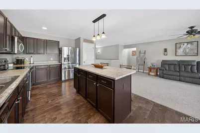 424 Wilmer Meadow Drive, Wentzville, MO 63385 - Photo 4