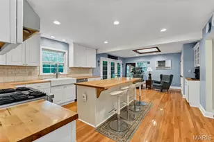 9 Middlebury Ln, Chesterfield, MO 63017 - Photo 6