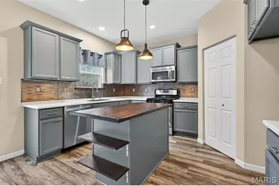 3009 Preston Woods Trail, Lake Saint Louis, MO 63367 - Photo 8