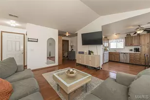 515 Starwood Dr, Saint Peters, MO 63376 - Photo 4