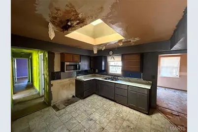 1007 Hutton Place, Ferguson, MO 63135 - Photo 8