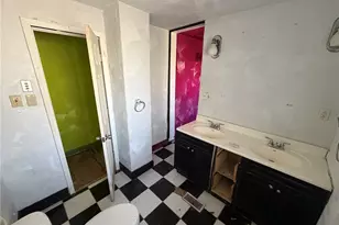 1007 Hutton Pl, Ferguson, MO 63135 - Photo 6