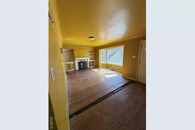 1007 Hutton Place, Ferguson, MO 63135 - Photo 2