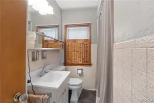 7124 Marwinette Ave, Saint Louis, MO 63116 - Photo 10