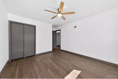 14 Fairwinds Court, Saint Louis, MO 63132 - Photo 32