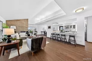 14 Fairwinds Ct, Saint Louis, MO 63132 - Photo 4