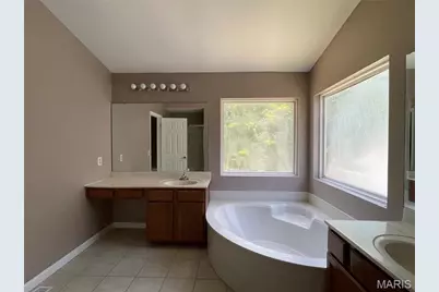 636 Canary Estates Drive, Ballwin, MO 63021 - Photo 30