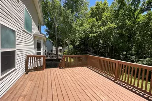 636 Canary Estates Dr, Ballwin, MO 63021 - Photo 16