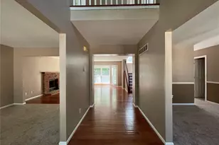 636 Canary Estates Dr, Ballwin, MO 63021 - Photo 18