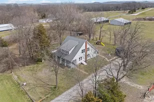 612 N Main St, Eolia, MO 63344 - Photo 42