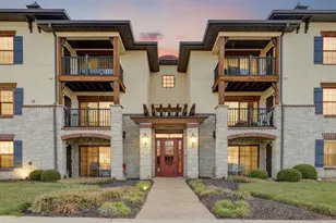 633 Bordeaux Way, Saint Peters, MO 63376 - Photo 1