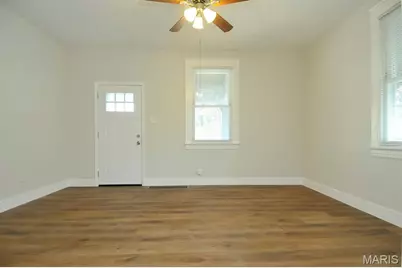 112 Mann Street, Lemay, MO 63125 - Photo 4
