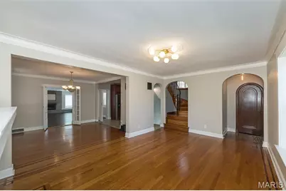 7354 Balson Avenue, University City, MO 63130 - Photo 8