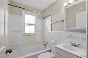 1501 Golden Dr, Saint Louis, MO 63137 - Photo 24