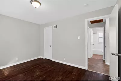 1501 Golden Drive, Saint Louis, MO 63137 - Photo 20