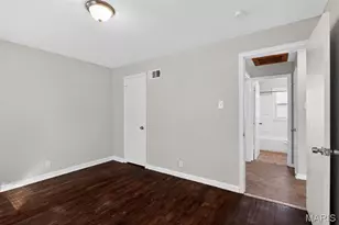 1501 Golden Dr, Saint Louis, MO 63137 - Photo 20