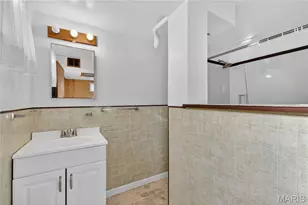 10998 Whitbyhall Dr, Bridgeton, MO 63044 - Photo 20