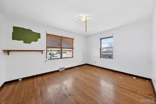 1326 Northumberland Dr, Saint Louis, MO 63137 - Photo 16