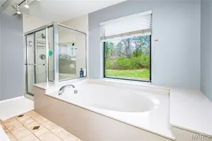 6301 Highland Estates Dr, Saint Louis, MO 63129 - Photo 34