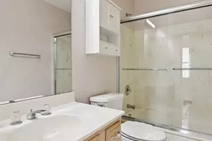 4304 Southridge Meadows Ct, Saint Louis, MO 63128 - Photo 28