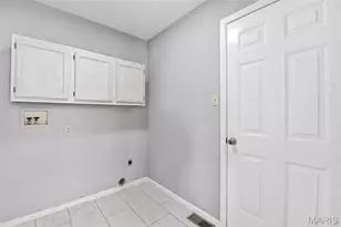 4304 Southridge Meadows Ct, Saint Louis, MO 63128 - Photo 16