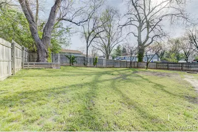 38 Marie Drive, Saint Charles, MO 63301 - Photo 18